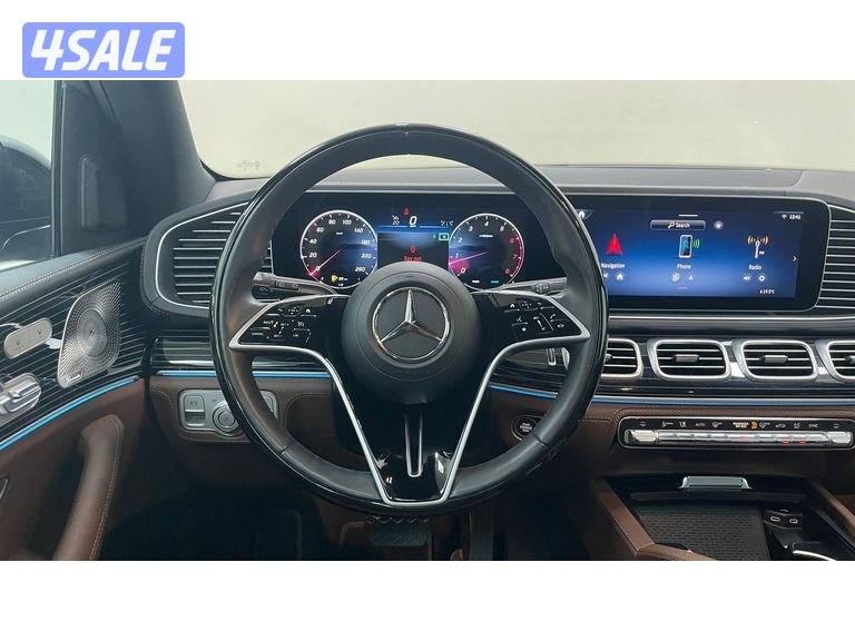 Mercedes-Benz GLE SUV11