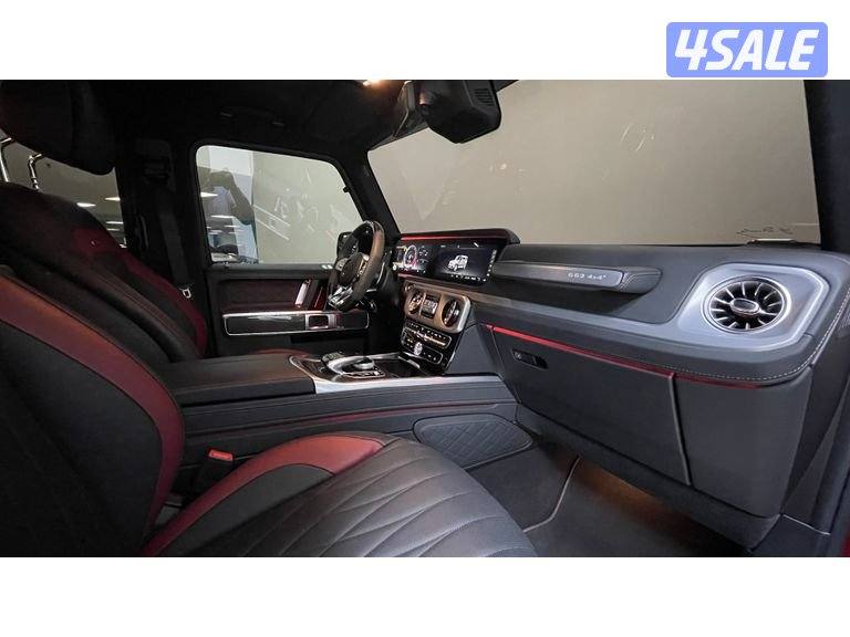 Mercedes-Benz G-Class9