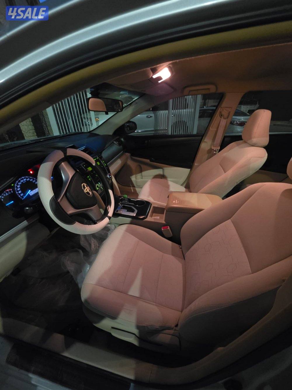 للبيع كامري 2014  GL2