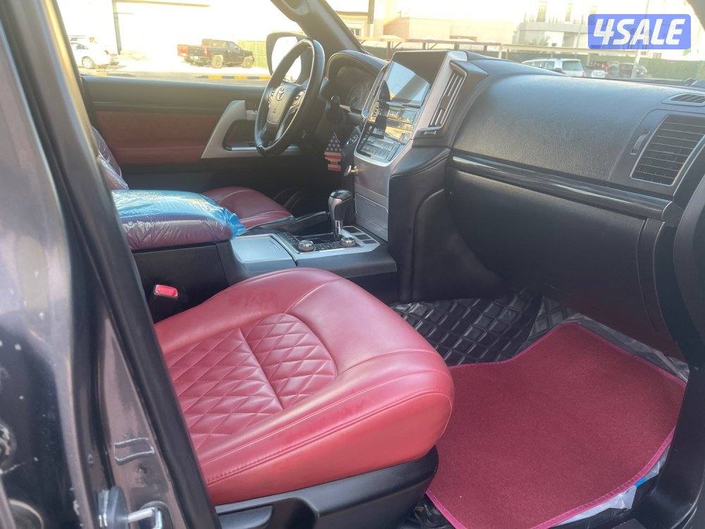 لاندكروزر ٢٠٠٩ مجدد داخل وبره ٢٠٢١12