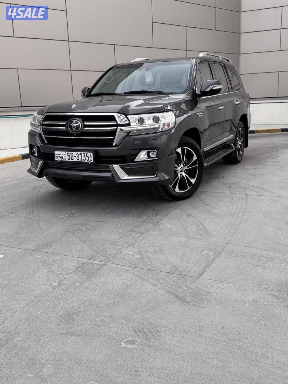 لاند كروس VXR جراند تورنج S موديل 2021 الساير صبغ الوكالة4
