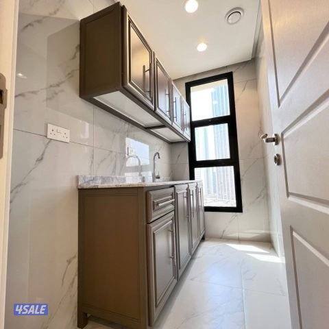 مكاتب محاماة للإيجار في شرق قطعة 84