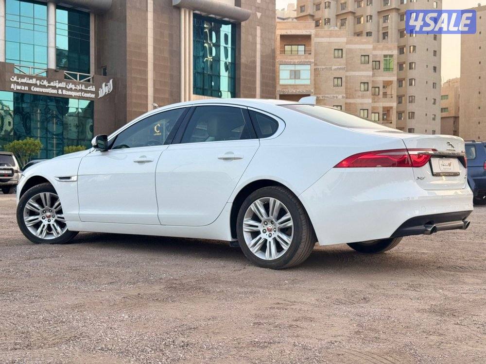 جاكور XF موديل 20183