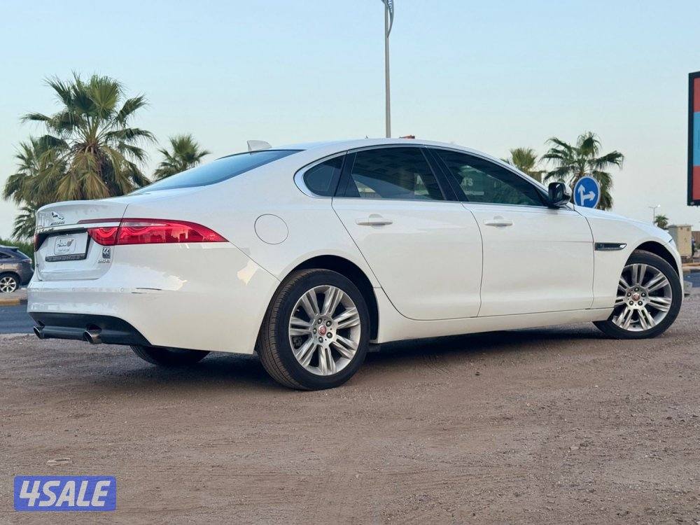 جاكور XF موديل 20184