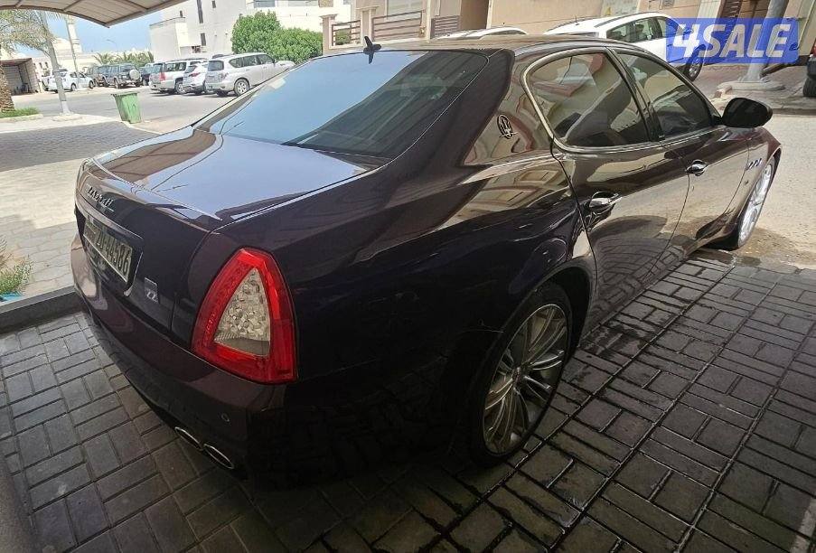 للبيع او البدل مع جيب ميزراتي وارد الزياني الكويت3