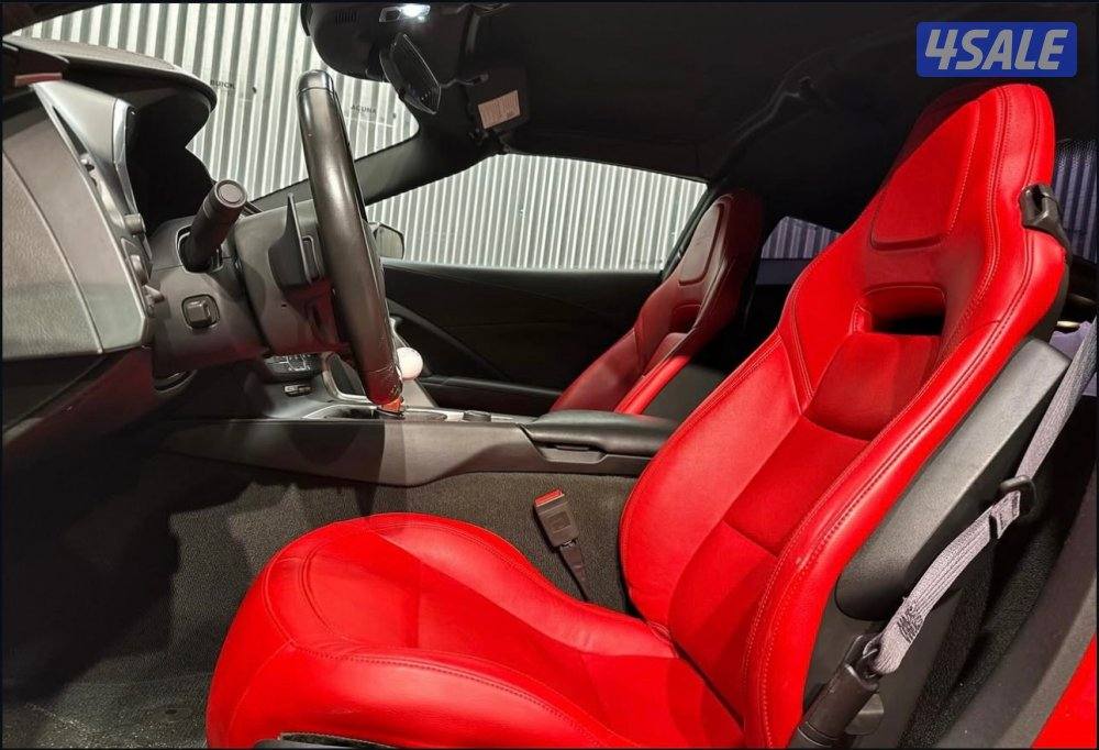 للبيع كورفت C7 Z06 2LZ7