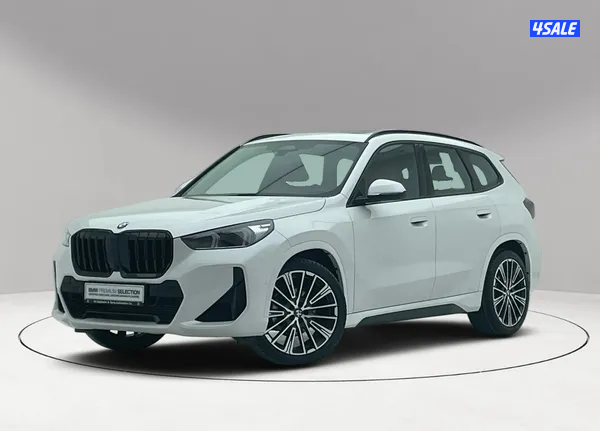 BMW X1 xDrive 20i M Sport Pack0
