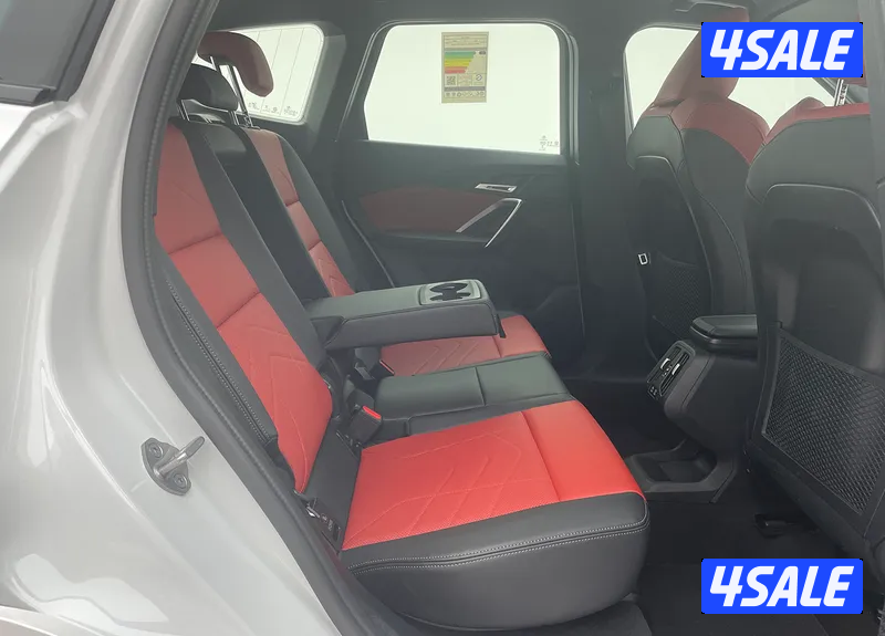 BMW X1 xDrive 20i M Sport Pack11