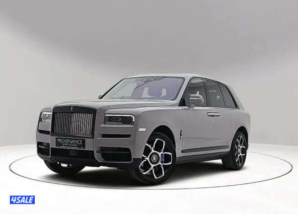 Rolls-Royce Cullinan0