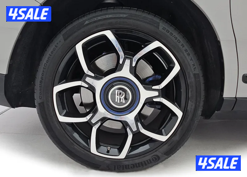 Rolls-Royce Cullinan7