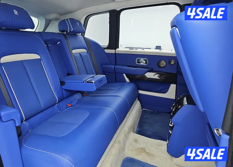 Rolls-Royce Cullinan11