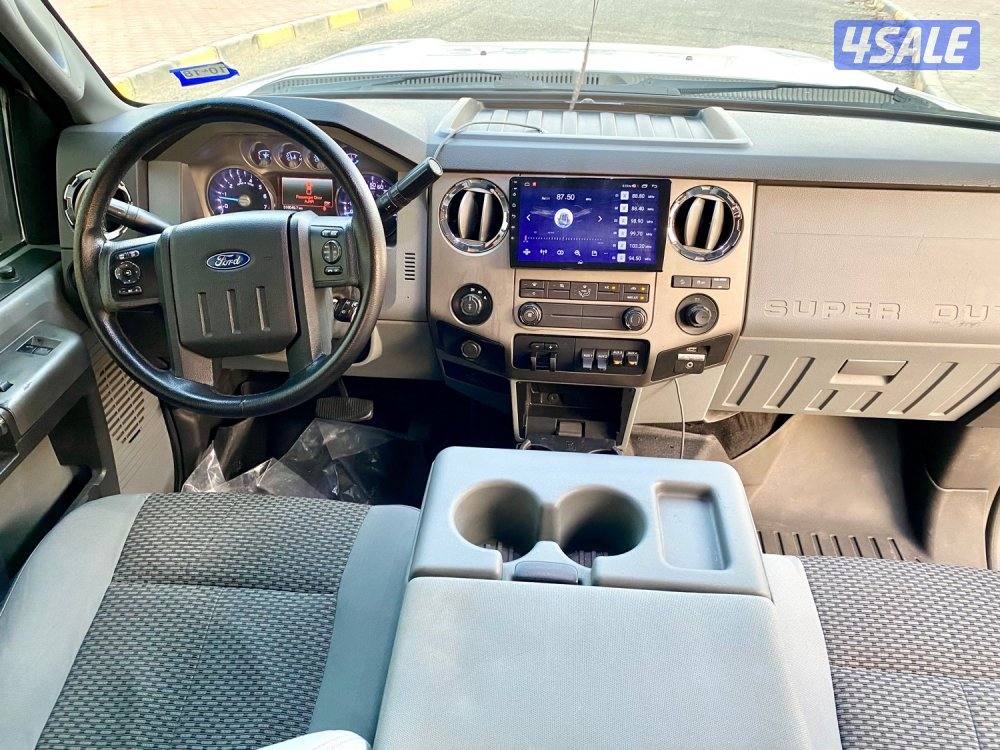 وانيت فورد F250 بحاله ممتازه 20144
