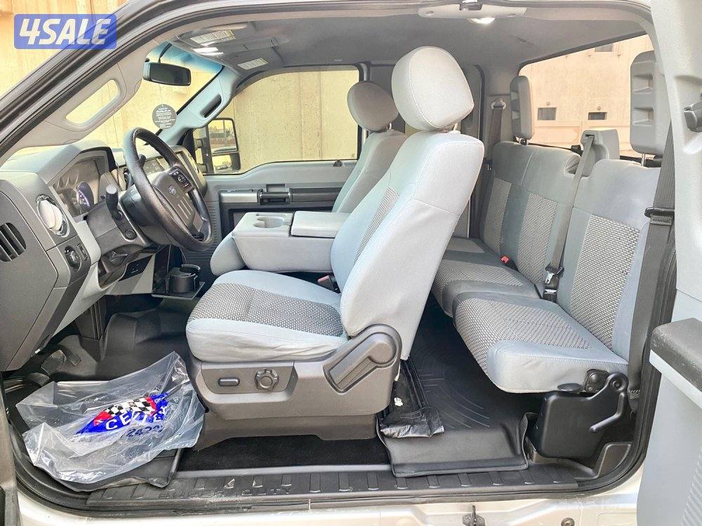 وانيت فورد F250 بحاله ممتازه 20145