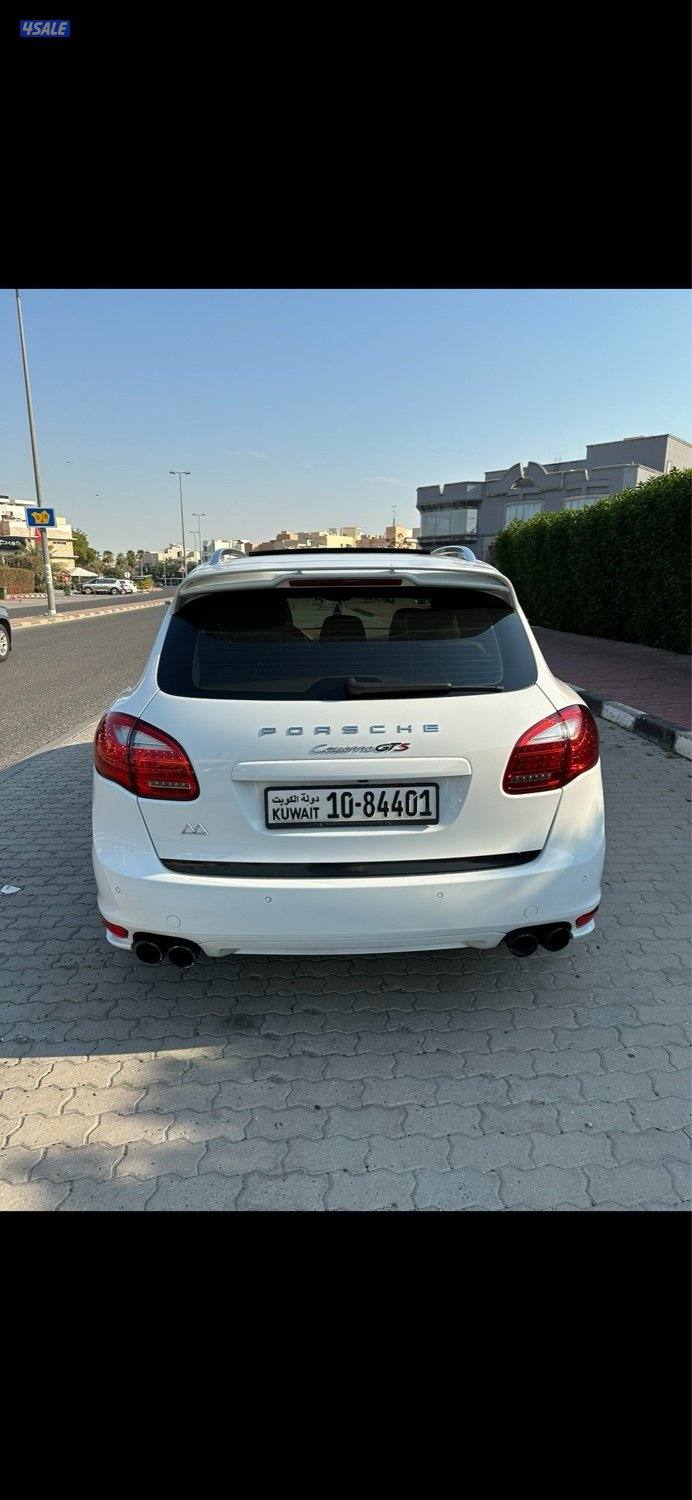 بورش كايين S موديل ٢٠١٢ صبغ وكالةً بحالة ممتازة3