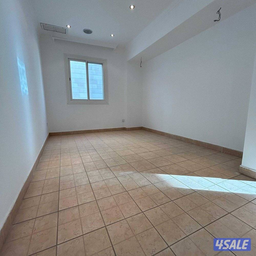 شقق و دوبلكسات مع بلكونة سكنية للإيجار في قرطبة3