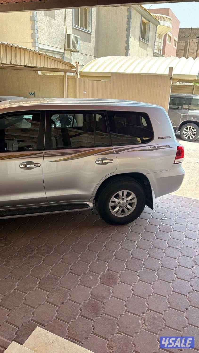 لاند وارد قطر 2011   V82