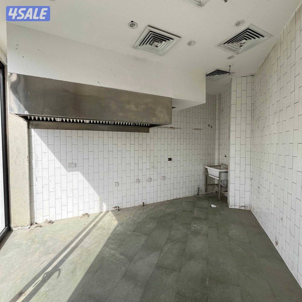 محلات تجارية مع فترة سماح للإيجار في حولي قطعة 71