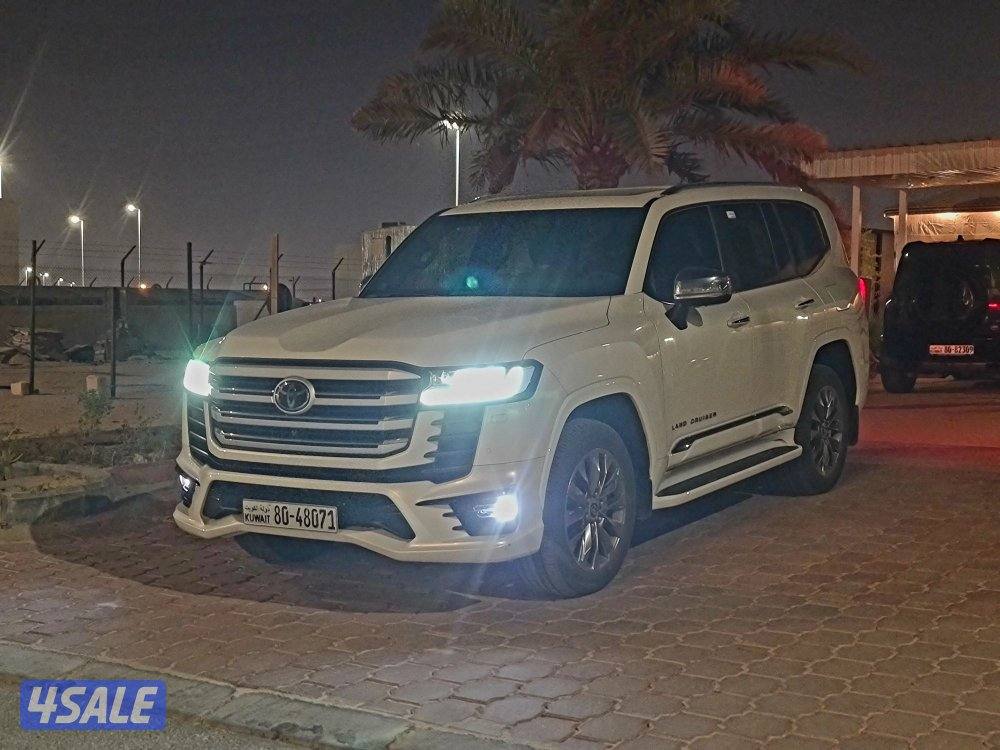 Toyota land cruiser VXR 20246