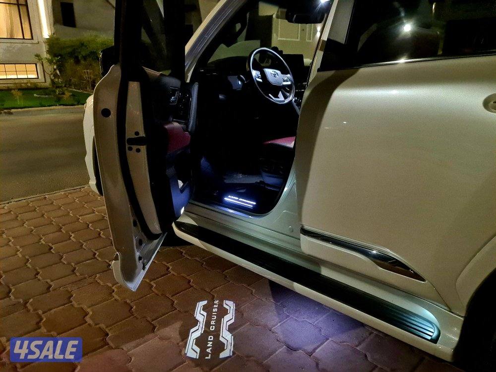 Toyota land cruiser VXR 20249