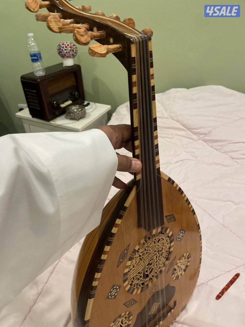 للبيع عود بغدادي علي العبدلي صوت جميل الظهر سيسم2