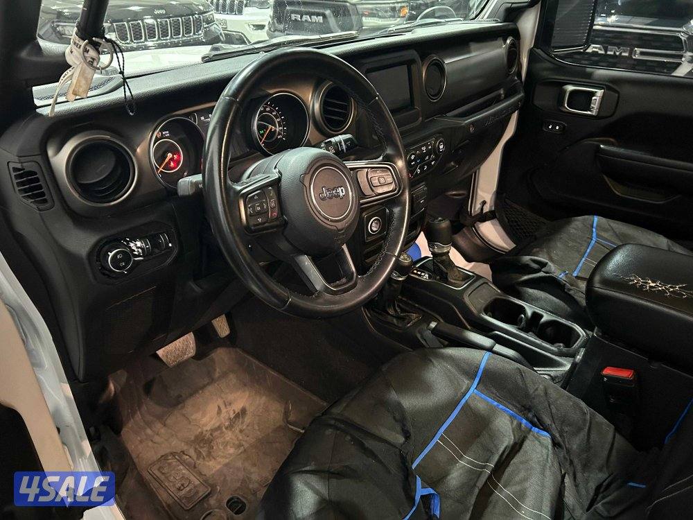 Jeep Wrangler Sport5