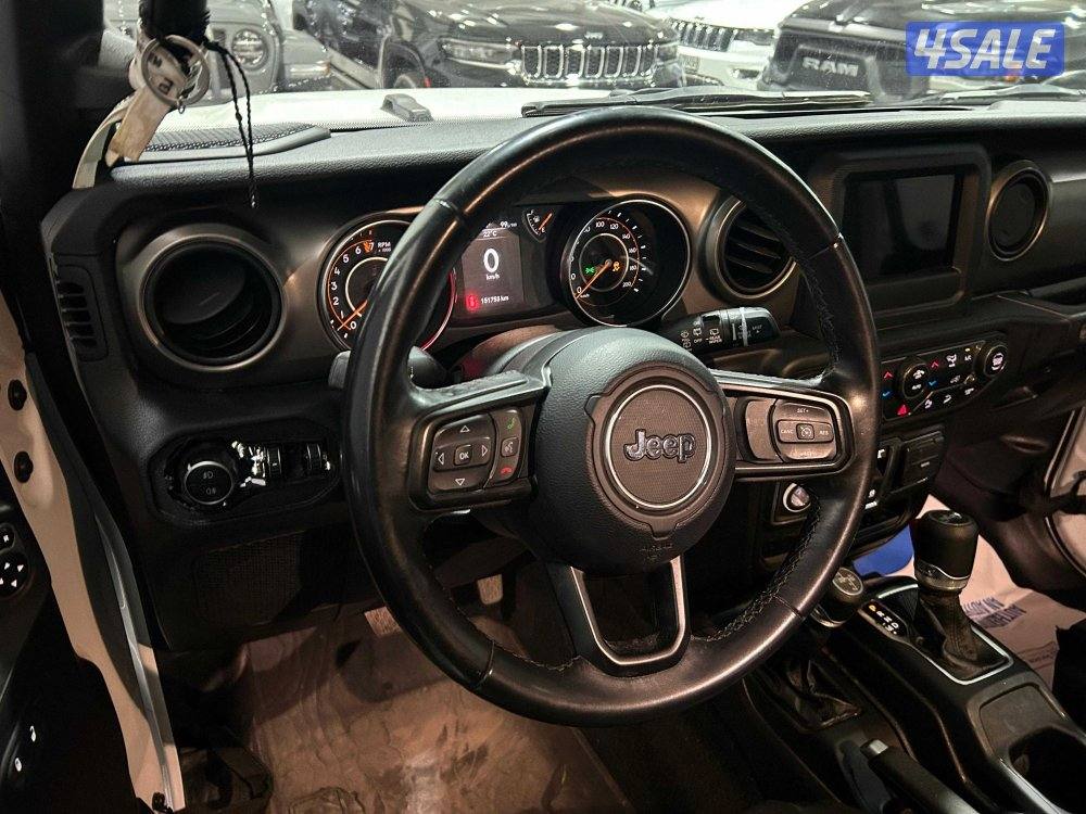 Jeep Wrangler Sport6