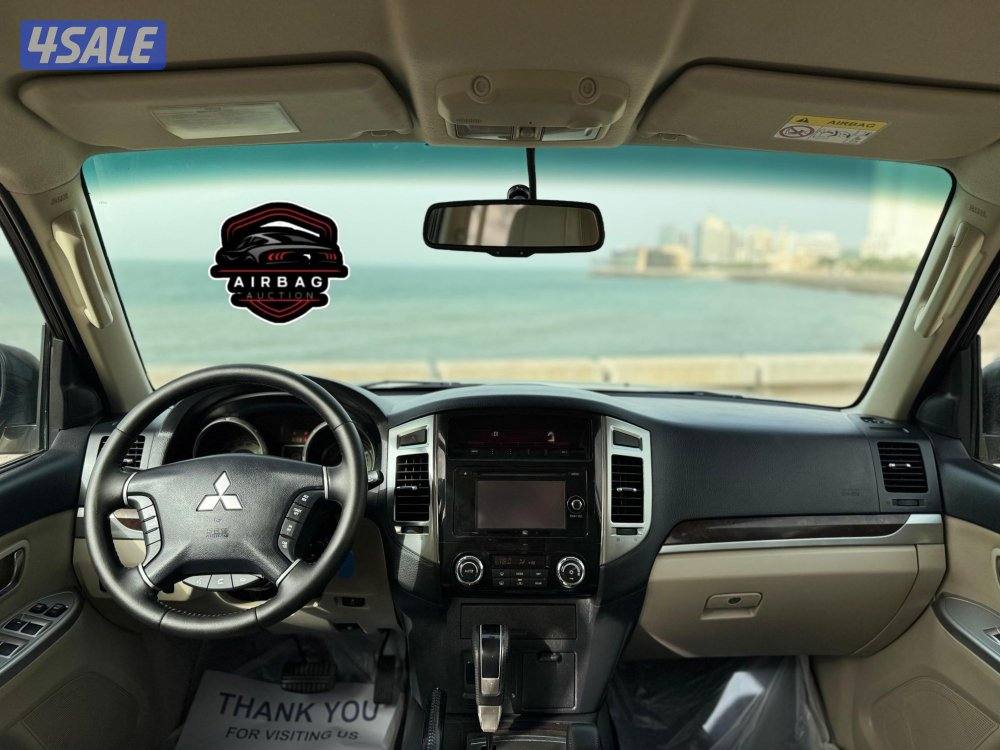 باجيرو موديل 2020 
عداد 120 الف 
ماكينه كبيره 3.8 سى سى7