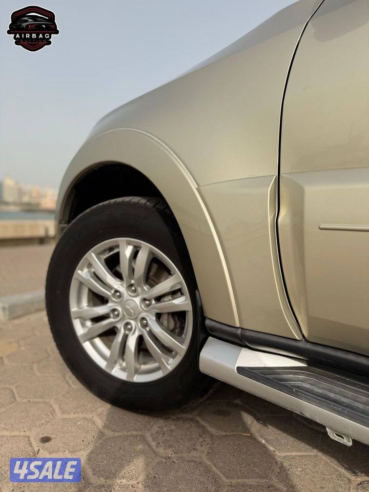 باجيرو موديل 2020 
عداد 120 الف 
ماكينه كبيره 3.8 سى سى9