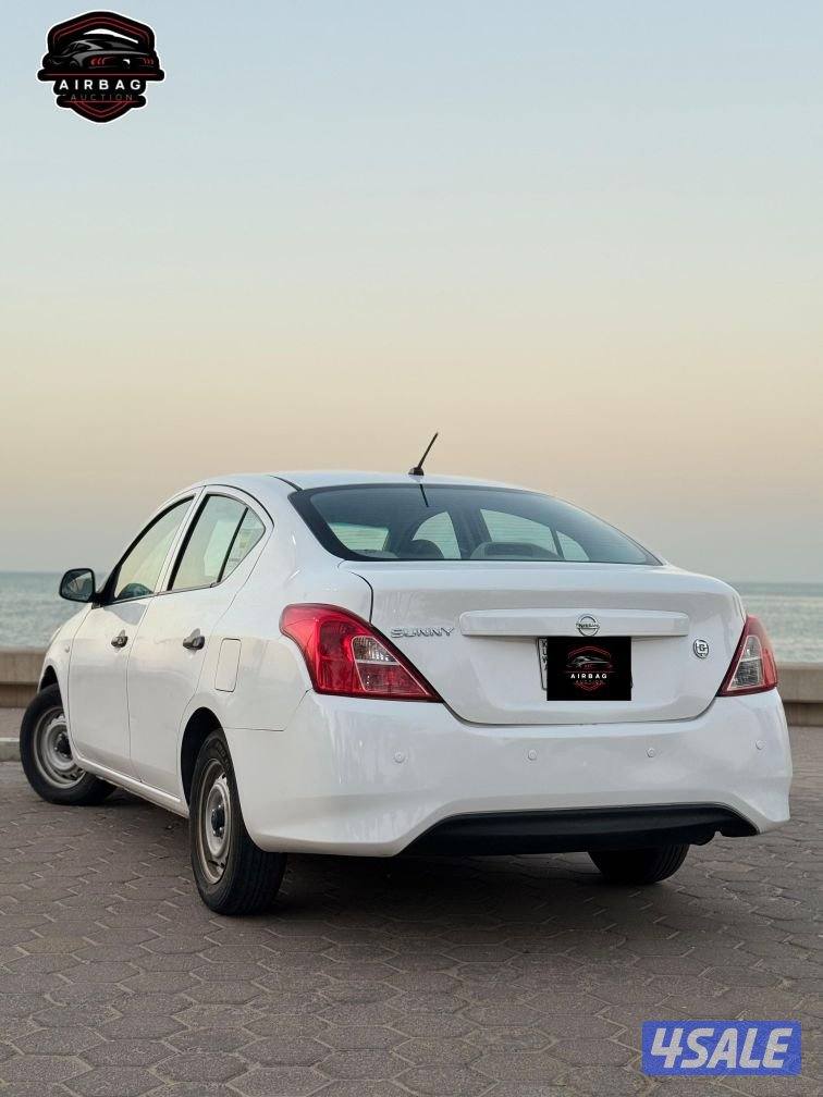 نيسان صني
موديل 2020
عداد 260 الف
حالة ممتازة1