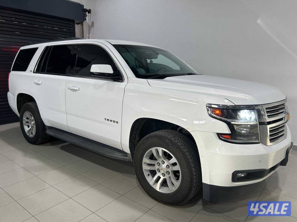 Chevrolet Tahoe LS (2015)2