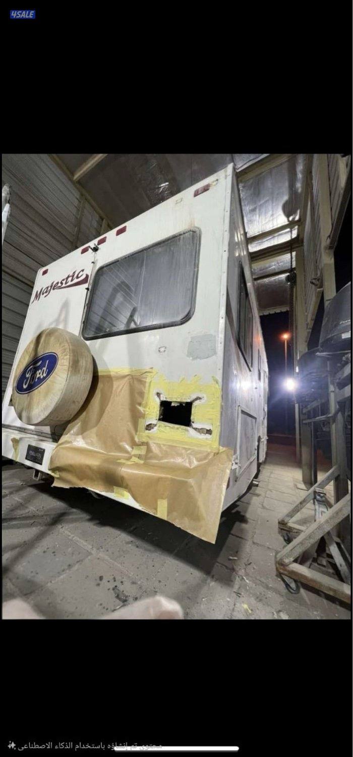 ورشه كويت وورك شوب لصيانه القوارب اعمال الفيبر جلاس و صبغ النو2