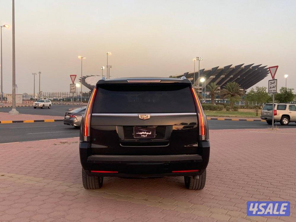 للبيع اسكاليد 2017  شرط الفحص7