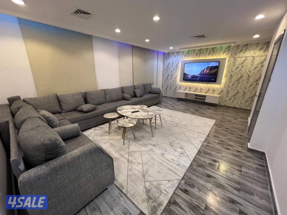 لاصحاب الذوق الرفيع غرفه وصاله مفروش الايجار0