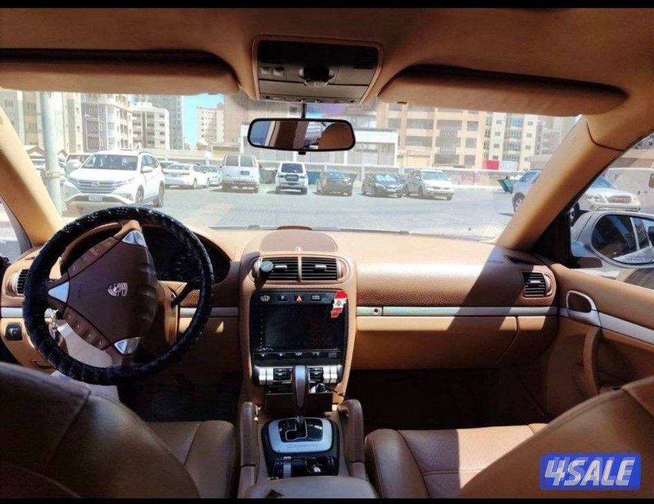 للبيع كايين S ٦سلندر فضي موديل 2010  بحالة ممتازة مكيف ثلج سيارة نظيفة1