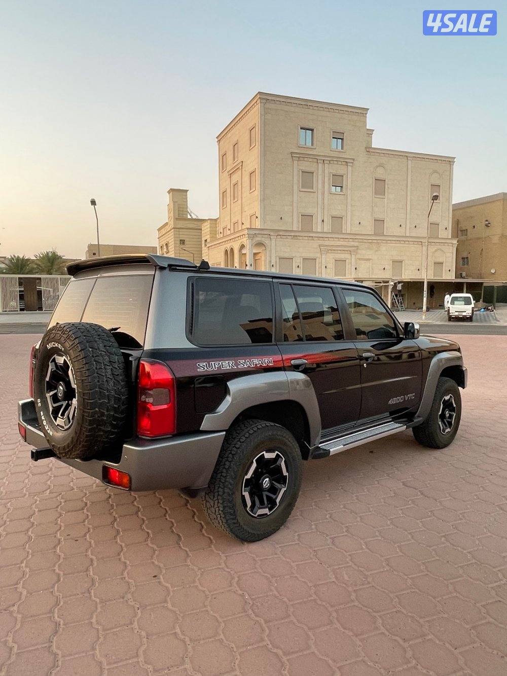 للبيع سوبر سفاري 2021 وارد الكويت سيرفيس وكاله10