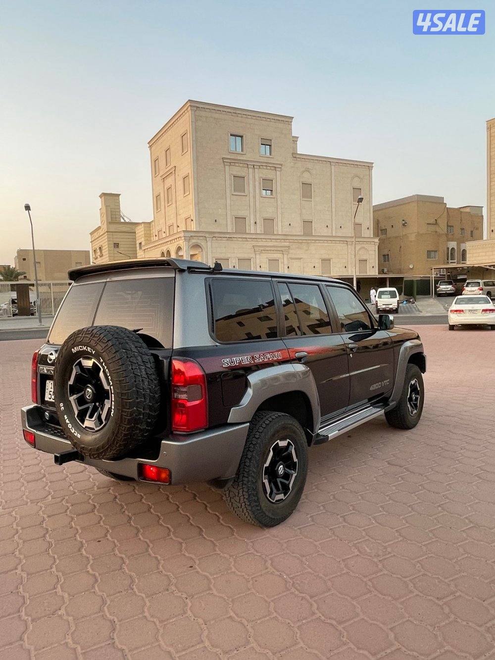 للبيع سوبر سفاري 2021 وارد الكويت سيرفيس وكاله11