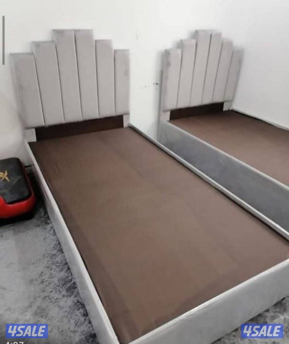 عرض خاص اليوم فقط ب٣٥ دينار السرير مع الفرشه نفر5