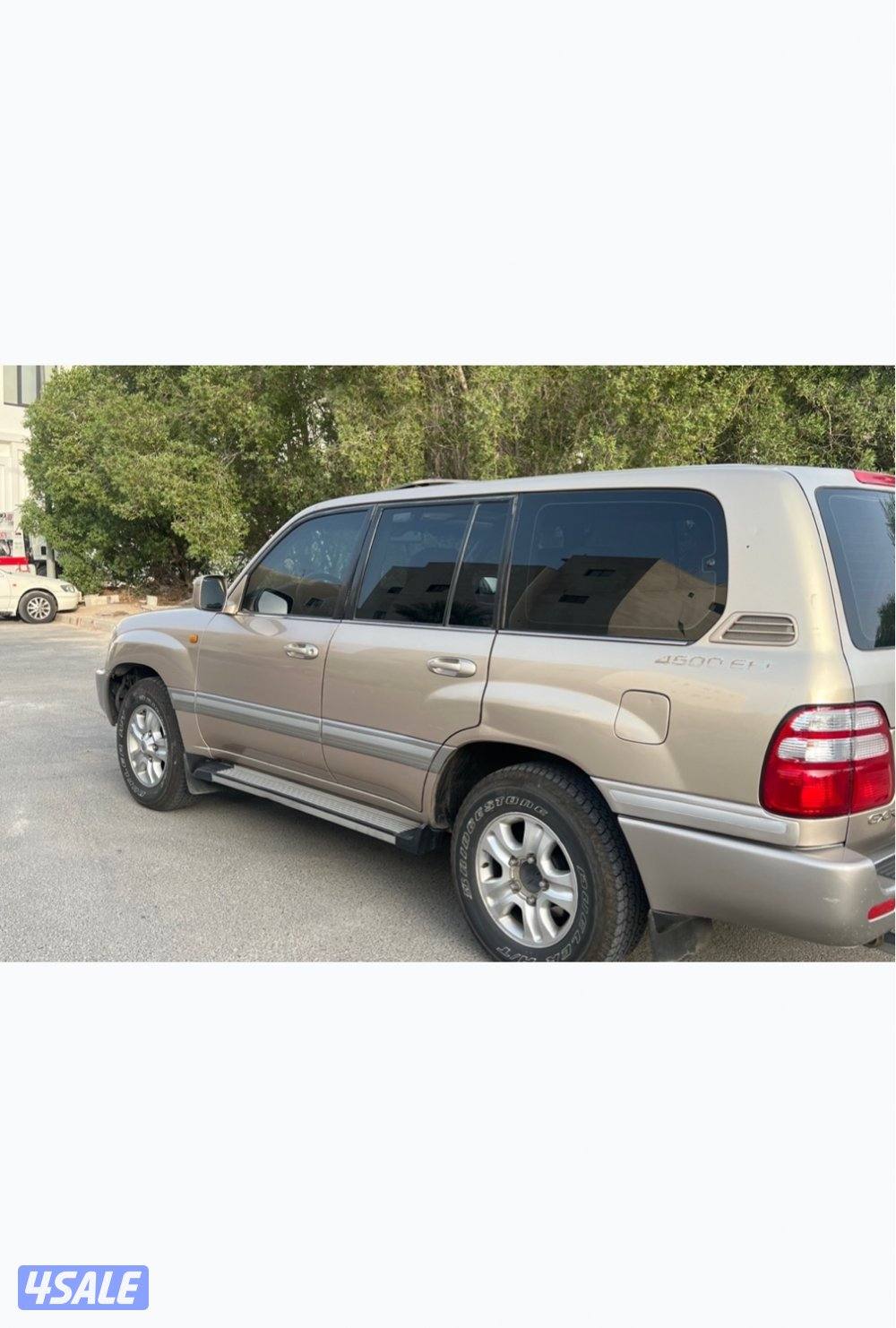 للبيع لاند كروزر 2004 المالك الاول GXR وارد الساير3