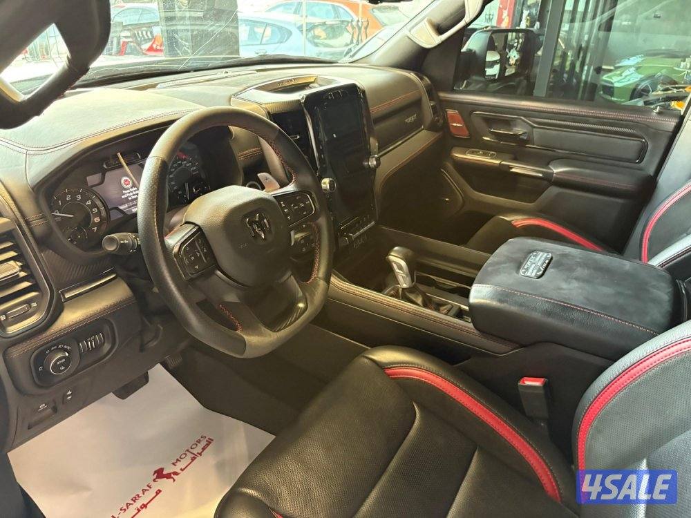وانيت دودج رام TRX1