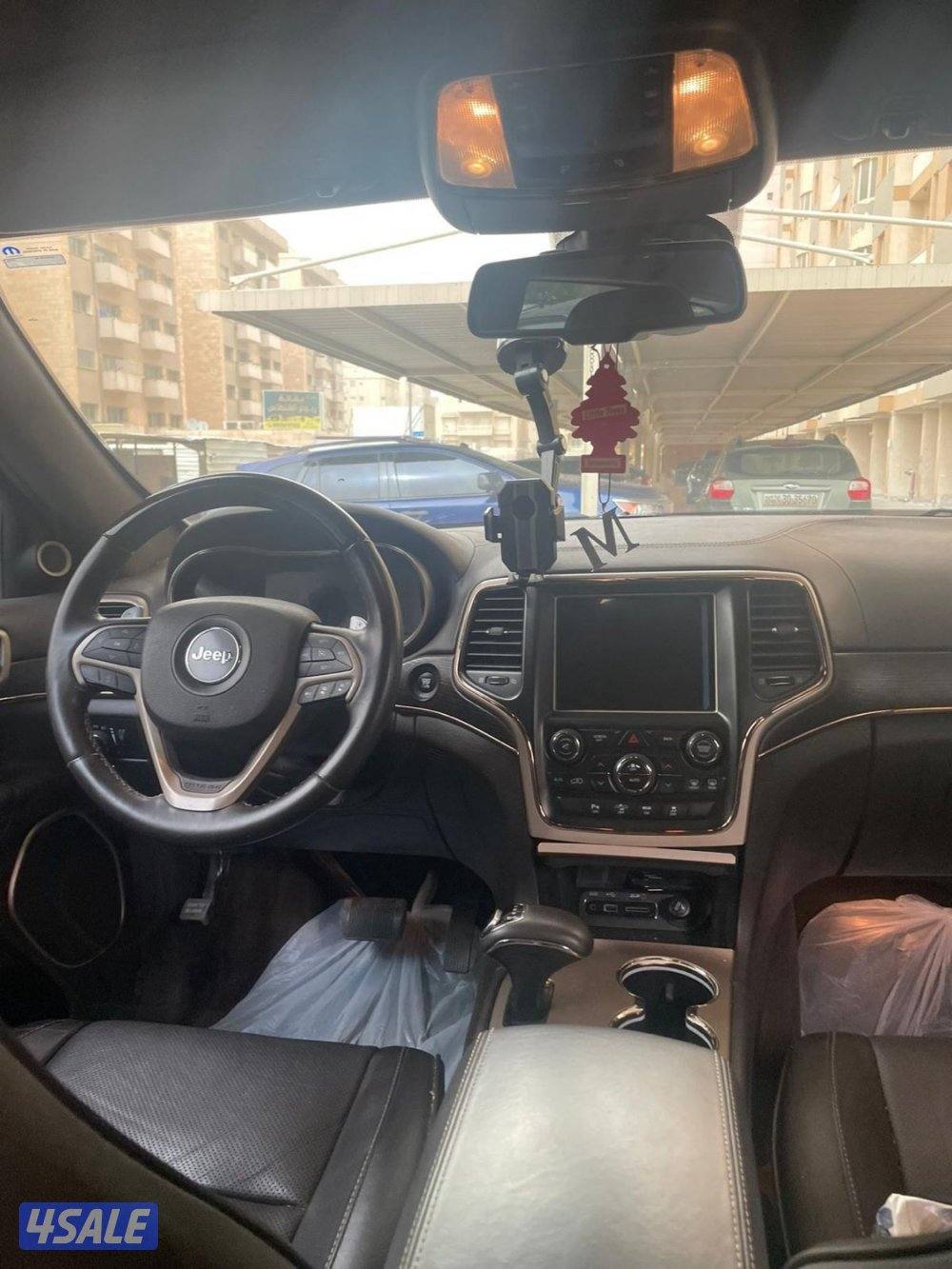 جراند شيروكي Summit – ممشى 88 ألف كيلو بيعة سريعة - نظيف8