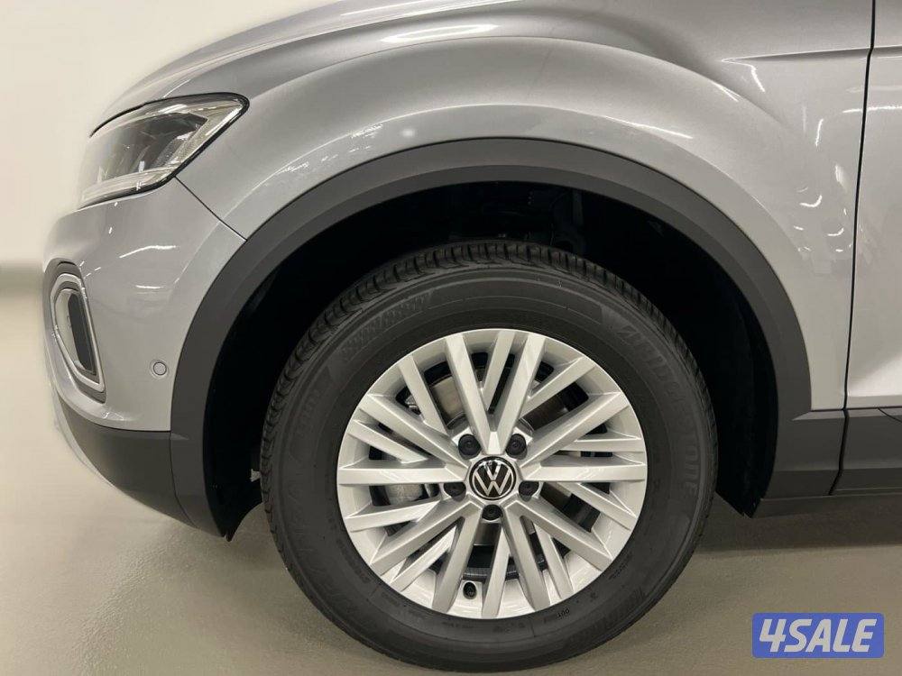 volkswagen T-Roc9