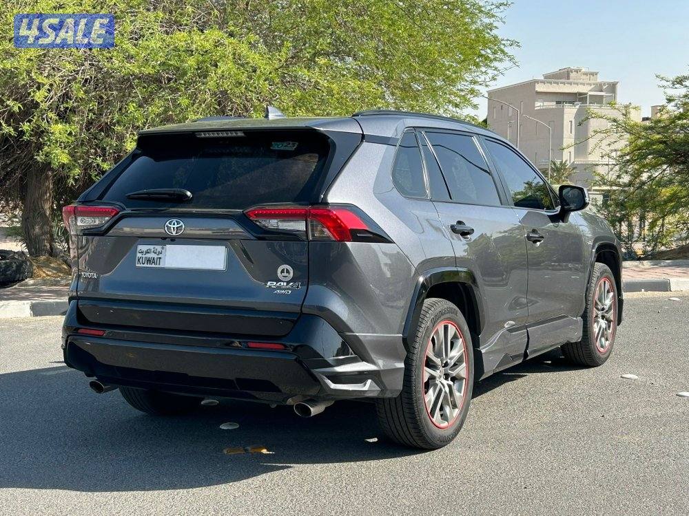 تويوتا RAV 4 
4WD
أعلى فئة "مودليستا"2