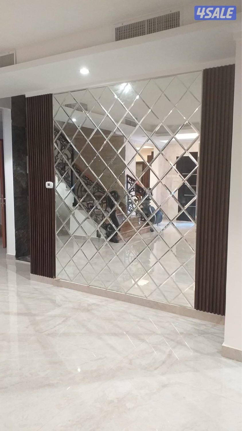 ابويوسف لأعمال الزجاج والسكوريت والمرايا والشاور ودرج السلم والمعاين11