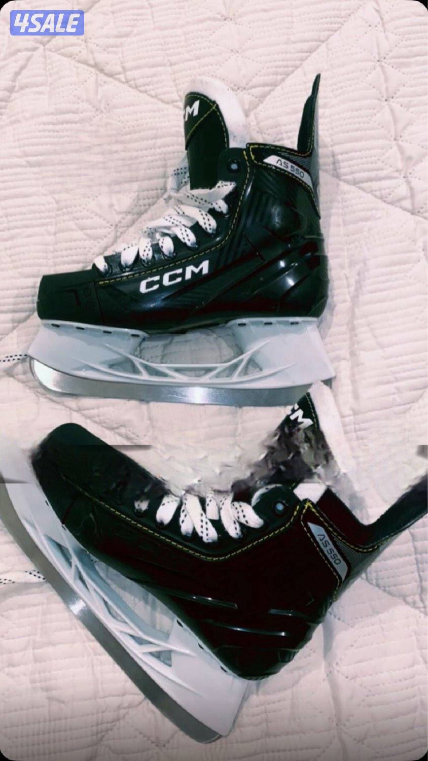 للبيع هوكي سكيت مستعمل اسبوعين جديدد خيوط ابيض  صامل مراح اقصر وياك1