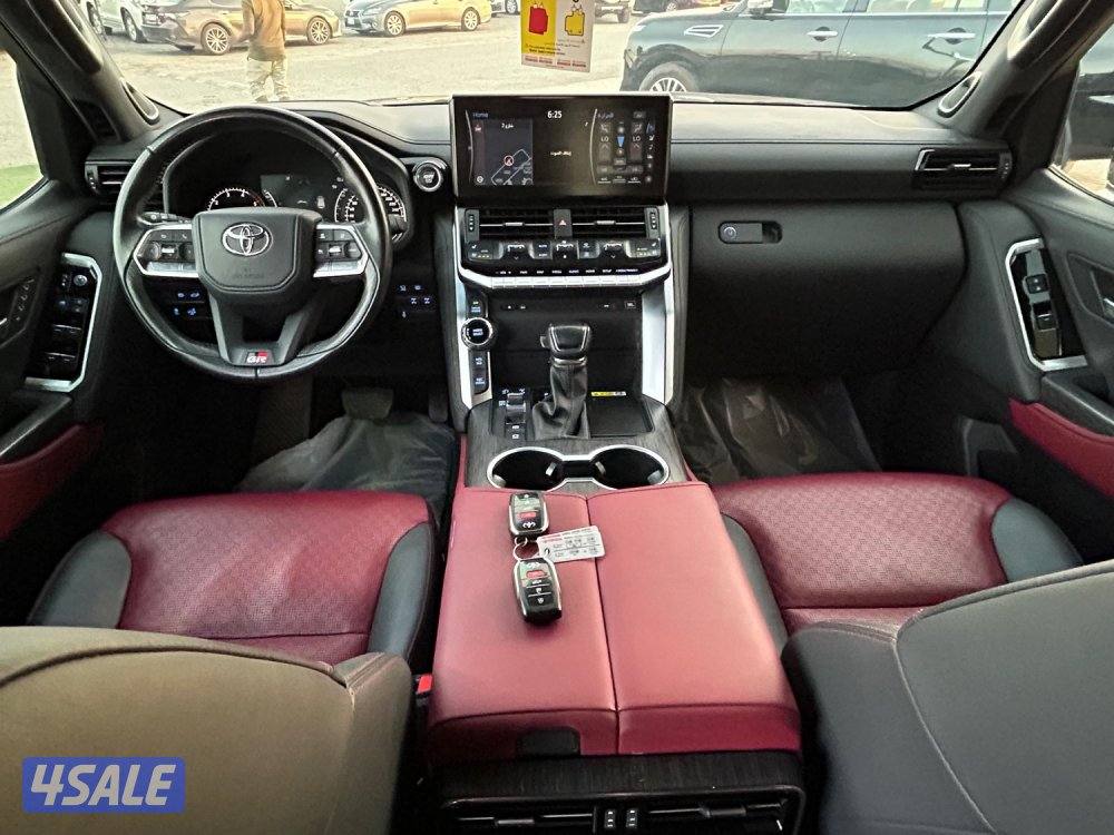 للبيع لاند كروزر GRديزل7