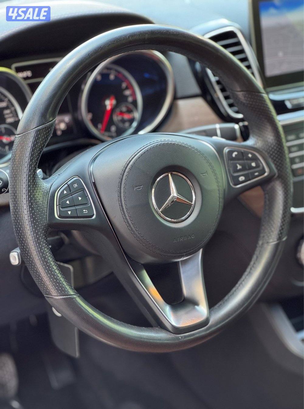 مرسيدس GLS400 kit AMG موديل 2019 عداد 62 الدرجة الأولى صبغ وكالة الملا10