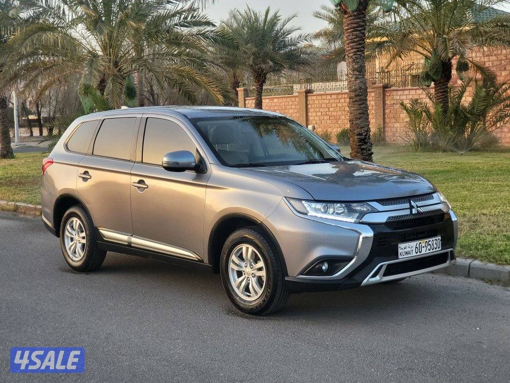 أوتلاندر 2022 صبغ وكالة عداد 80 ألف بحالة ممتازة2