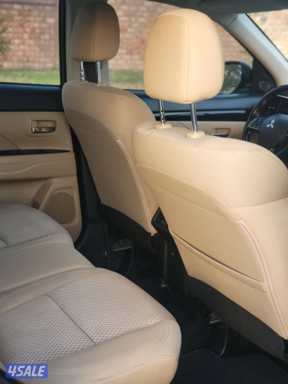 أوتلاندر 2022 صبغ وكالة عداد 80 ألف بحالة ممتازة9