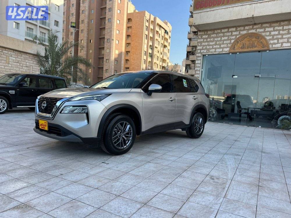 اكس تريل 2023 بحالة الوكاله ماشي 130 الف صبغ الوكاله شرط الفحص1