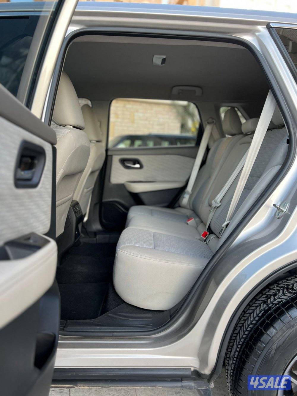 اكس تريل 2023 بحالة الوكاله ماشي 130 الف صبغ الوكاله شرط الفحص8